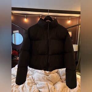 🌟FLASH SALE NO OFFERS Fabletics Black Cropped Puffer Jacket NWOT